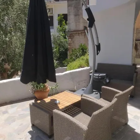 Apartmán Stylianos House 6 *